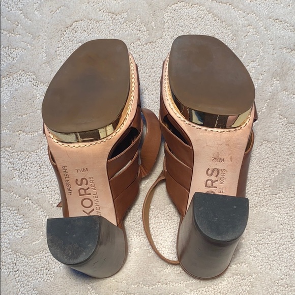 Chunky Michael Kors heels - Picture 4 of 12